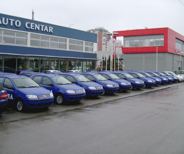 Rivel brendiranje automobila - 132