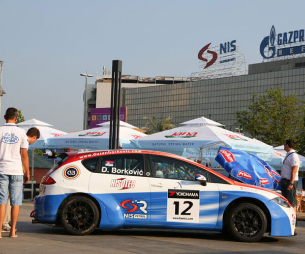 Rivel brendiranje automobila - 139