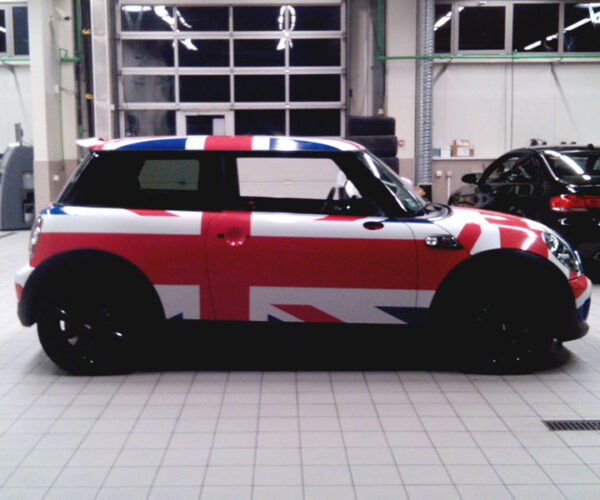 Rivel brendiranje automobila - 155