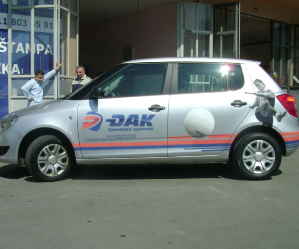 Rivel brendiranje automobila - 156