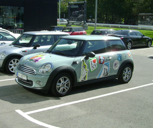 Rivel brendiranje automobila - 45