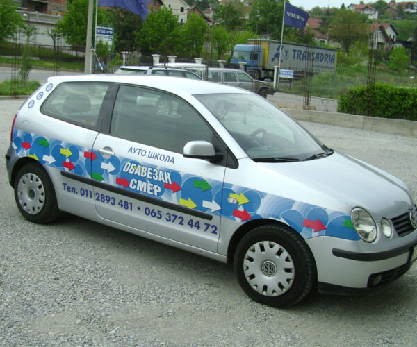 Rivel brendiranje automobila - 60