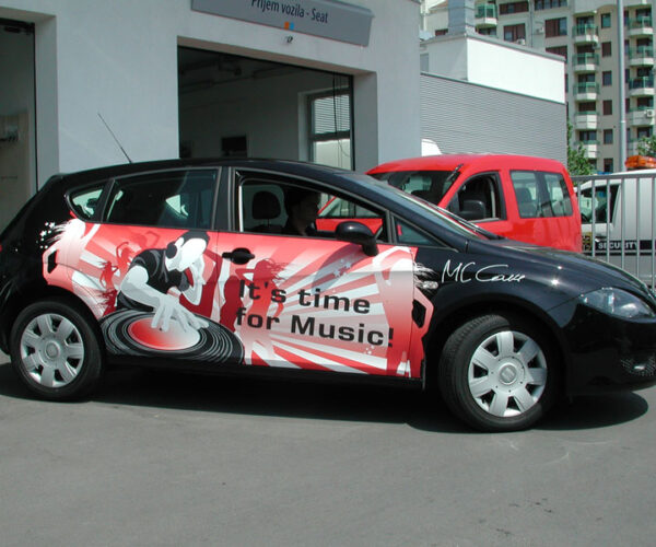 Rivel brendiranje automobila - 67