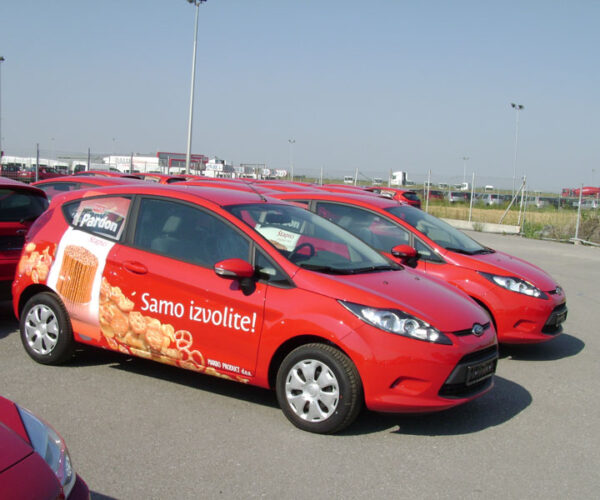 Rivel brendiranje automobila - 89